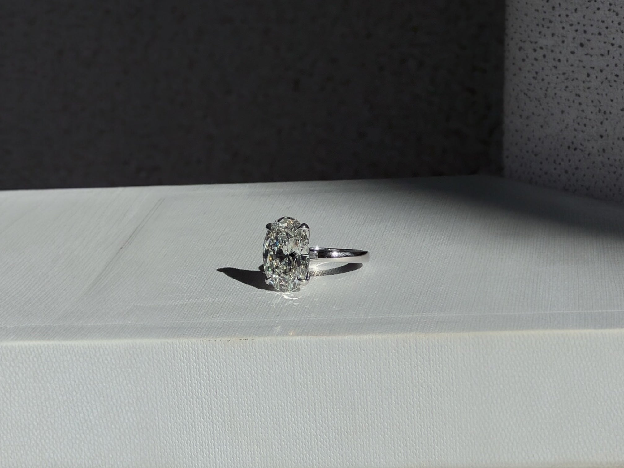 מה ההבדל בין יהלומים טבעיים ליהלומי מעבדה?