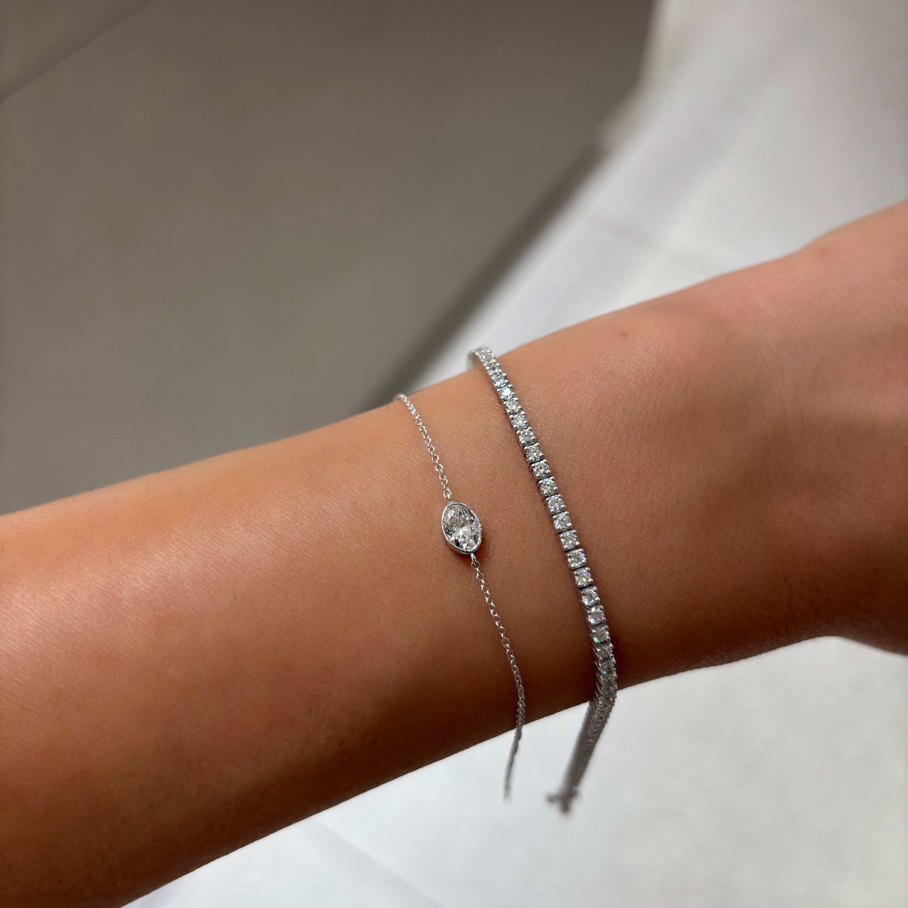 Oval Bezel Setting Diamond Bracelet