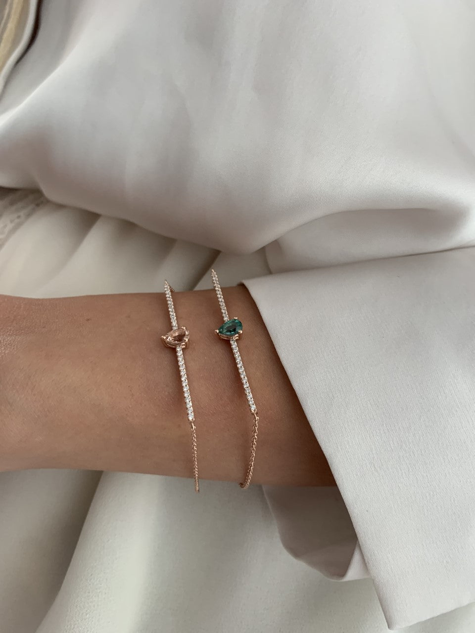Emerald Pear Shape Bar Bracelet